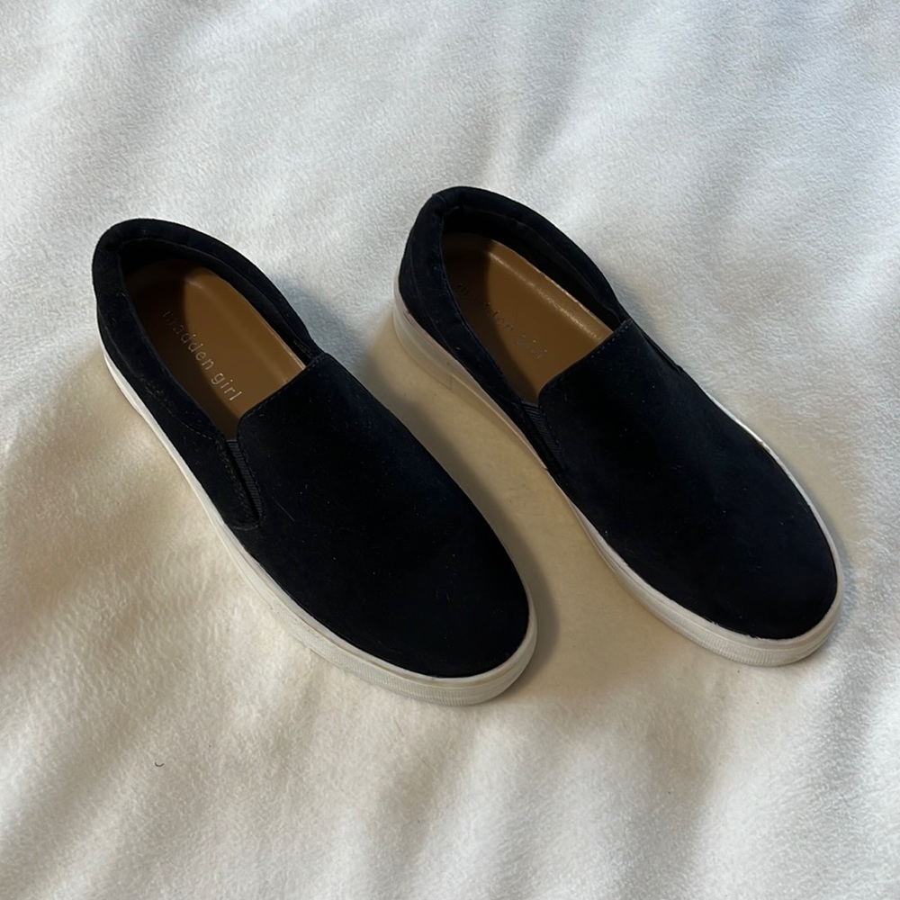 Madden Girl black loafers. Sz 8.5